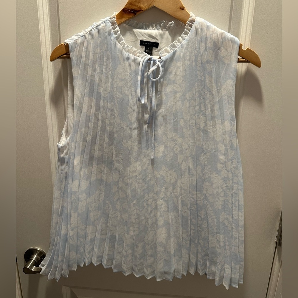 Ann Taylor Blue and White Floral Pleated Shell